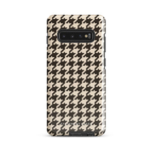 A Statement Cases Timeless Houndstooth for Samsung featuring a black and beige houndstooth pattern. The camera cutout at the top rear is designed for a triple-lens camera. With its dual-layer design and slim profile, this impact-resistant case also boasts a glossy finish.